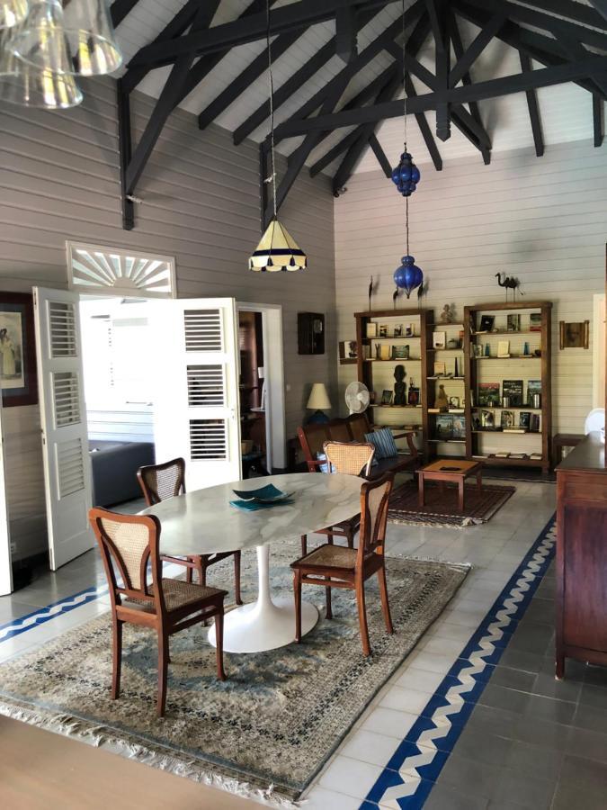 La Maison Bleue - Les Hauts De La Baie Terre-de-Bas Exterior foto